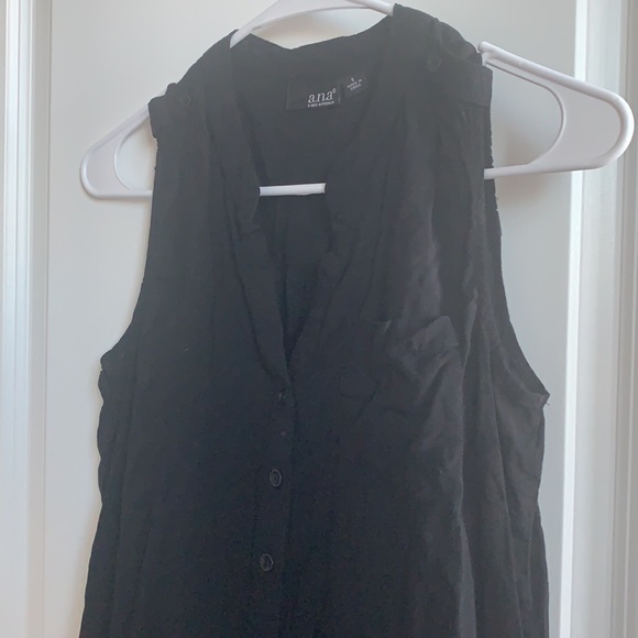 Black Tank With Buttons - Picture 2 of 5